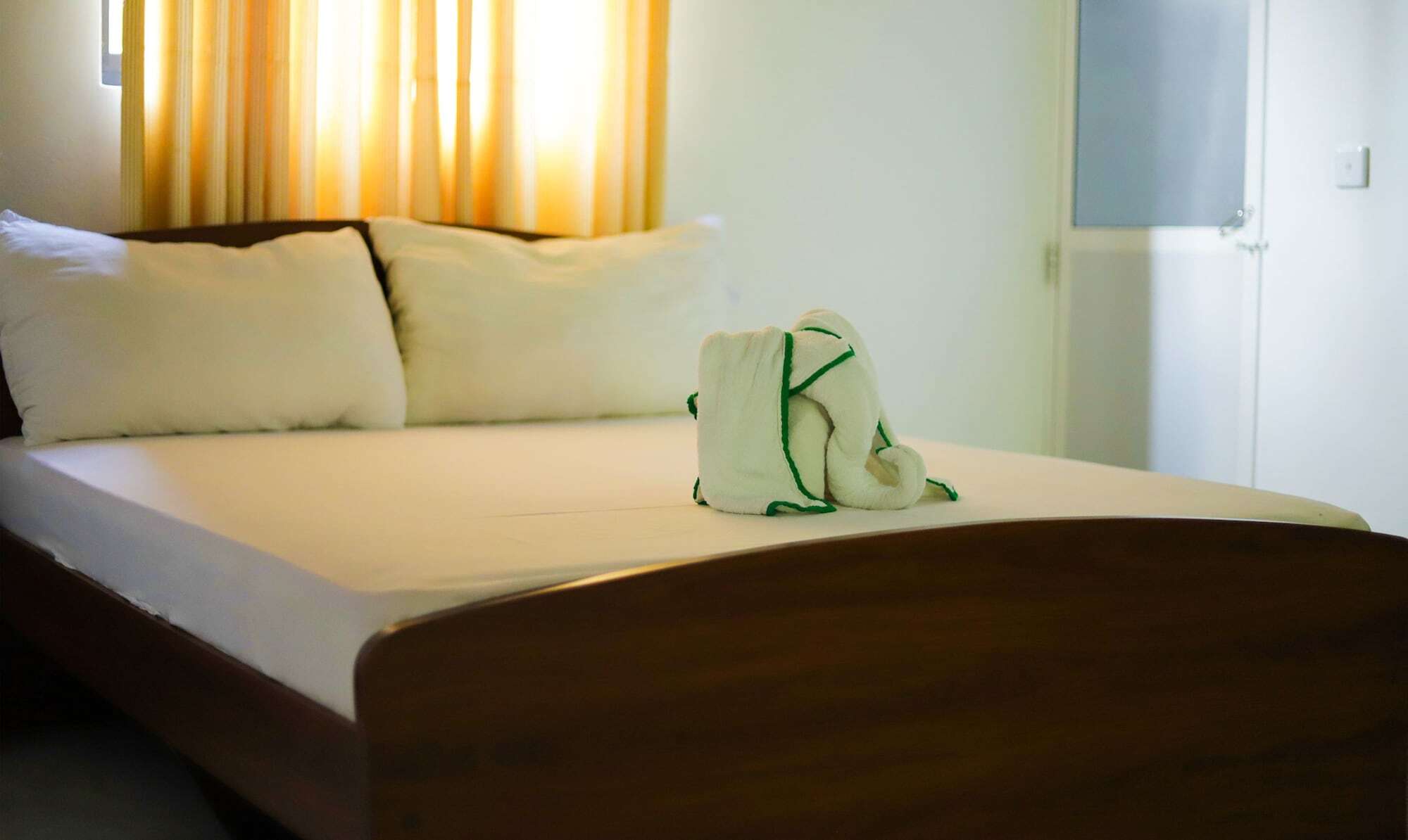 Oyo 270 Pavana Resort Negombo Bagian luar foto